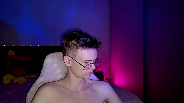 Wild boar1 online show from February 19, 12:55 pm