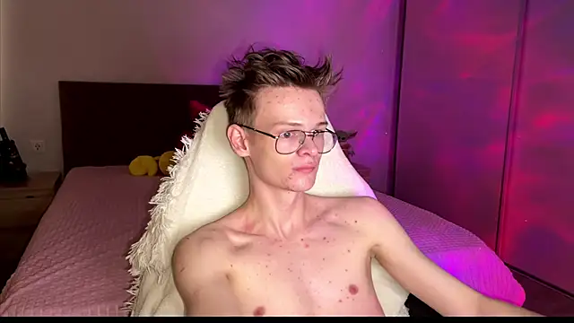 Wild boar1 online show from March 17, 9:44 am