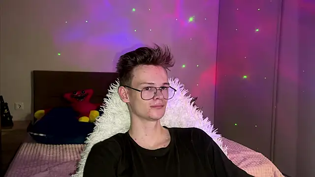 Wild boar1 online show from March 6, 1:58 am