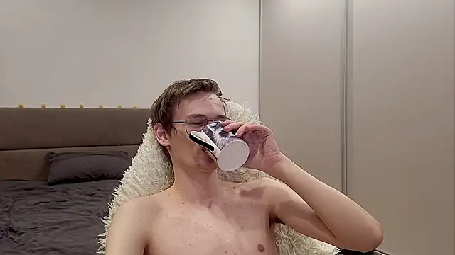 Wild boar1 online show from January 25, 9:46 pm