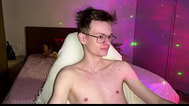 Wild boar1 online show from March 17, 2:30 am