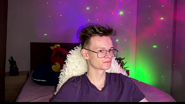 Wild boar1 online show from March 8, 7:53 pm