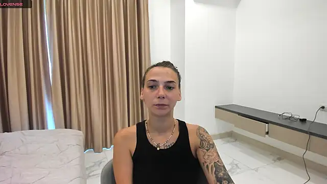 annabishop online show from November 5, 12:25 am