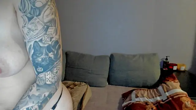 annabishop online show from November 30, 12:11 am