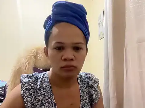 SophiaCourthaway online show from June 12, 1:36 am