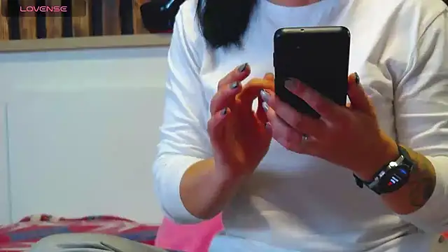 Tory Lovi online show from November 16, 9:58 am