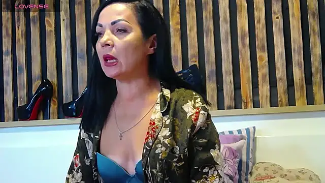 Tory Lovi online show from September 21, 8:30 am