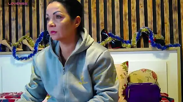 Tory Lovi online show from January 12, 5:47 am