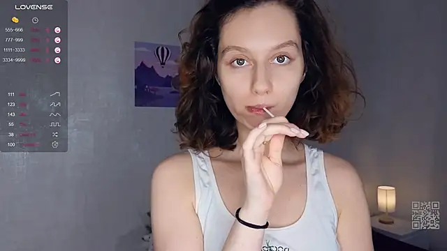 Leya Curly online show from March 2, 12:36 pm