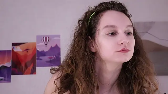 Leya Curly online show from May 27, 10:00 am