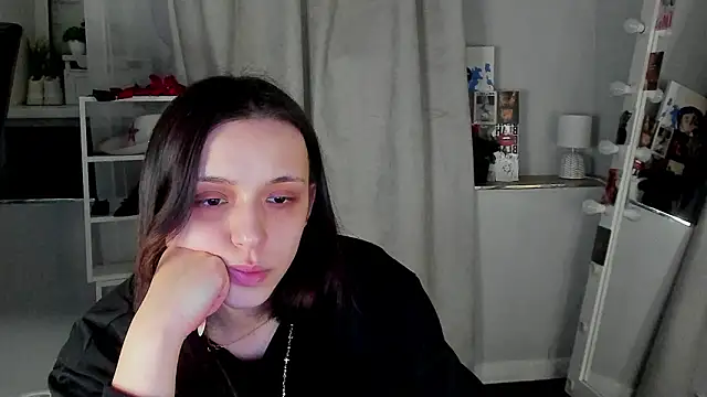 Sahara Shields online show from March 28, 9:21 am