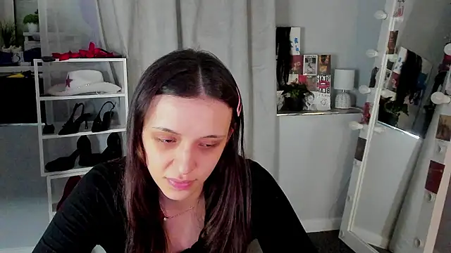 Sahara Shields online show from March 15, 9:38 am