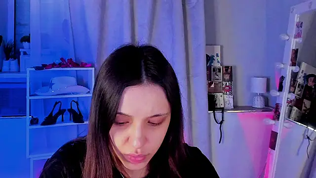 Sahara Shields online show from April 5, 9:49 am