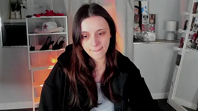 Sahara Shields online show from April 12, 9:45 am