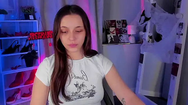 Sahara Shields online show from October 28, 10:14 am