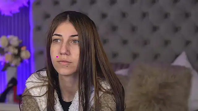 KeylaBlair online show from March 19, 6:30 pm