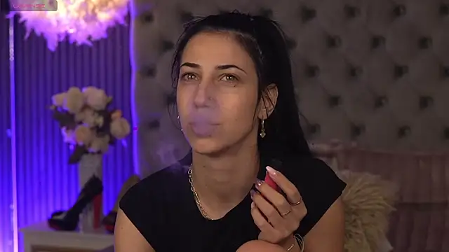 KeylaBlair online show from April 10, 9:00 pm