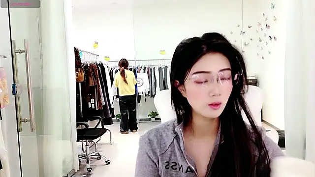 Snapshot of miaomiao-777 chatting on October 13, 1:40 am miaomiao-777 online show from October 13, 1:40 am