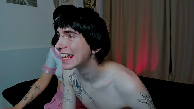 Snapshot of LadyTrep chatting on March 12, 7:04 pm LadyTrep online show from March 12, 7:04 pm