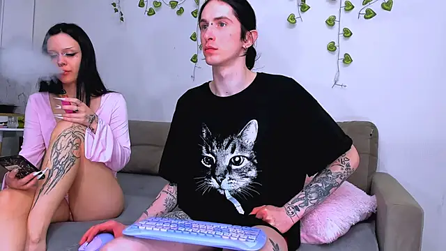 LadyTrep online show from April 8, 7:26 pm