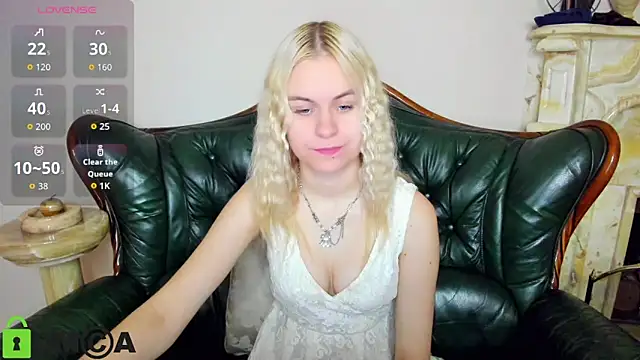 HillEva online show from October 27, 8:26 am