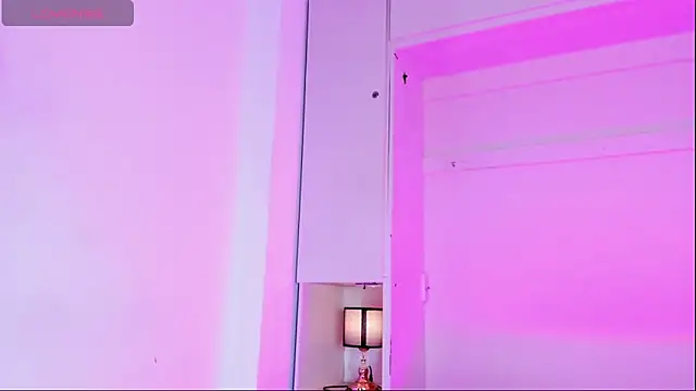 BrianaaTaylor online show from October 6, 7:47 pm