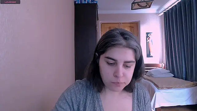 Snapshot of _Roselina_ chatting on March 3, 7:13 am Roselina online show from March 3, 7:13 am