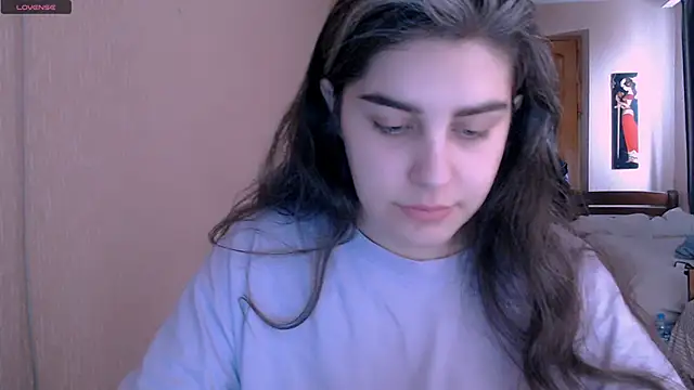 Snapshot of _Roselina_ chatting on February 26, 10:05 am Roselina online show from February 26, 10:05 am