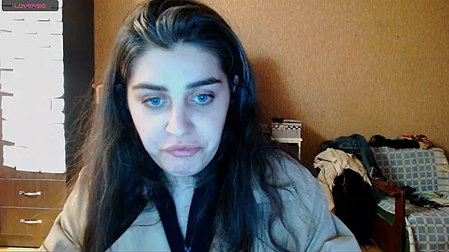  Roselina  online show from April 8, 3:57 pm