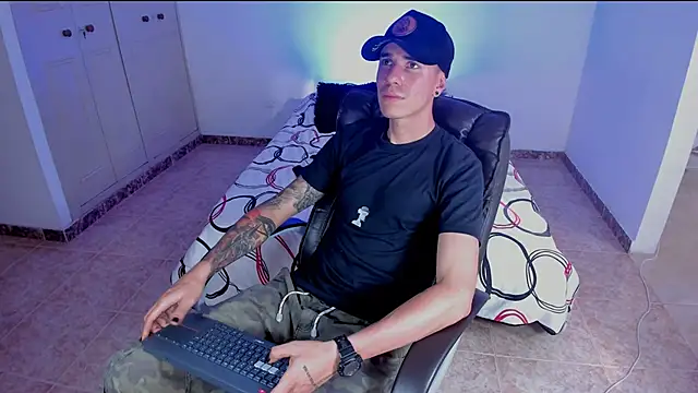 Baan10 online show from February 19, 7:16 pm