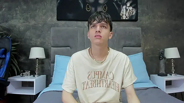 Snapshot of bruce_hans chatting on October 24, 11:53 am bruce hans online show from October 24, 11:53 am