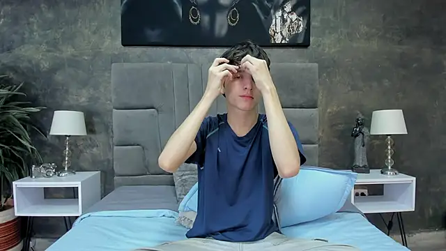 bruce hans online show from December 17, 11:48 am