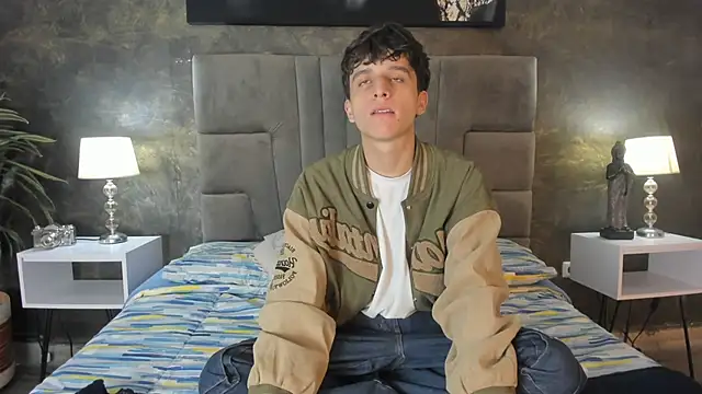 bruce hans online show from April 8, 11:44 am