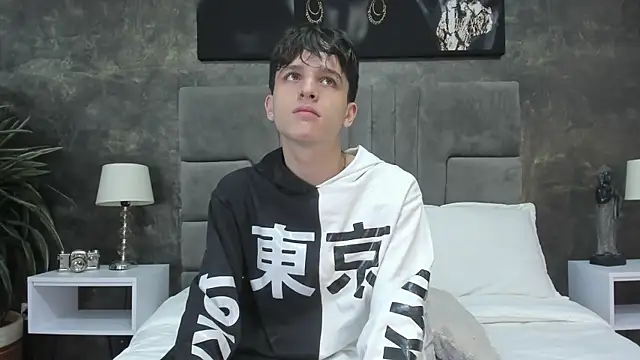 Snapshot of bruce_hans chatting on October 30, 11:41 am bruce hans online show from October 30, 11:41 am