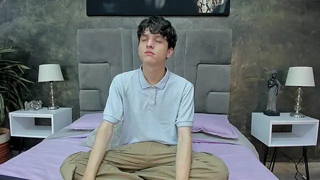 bruce hans online show from March 13, 11:37 am