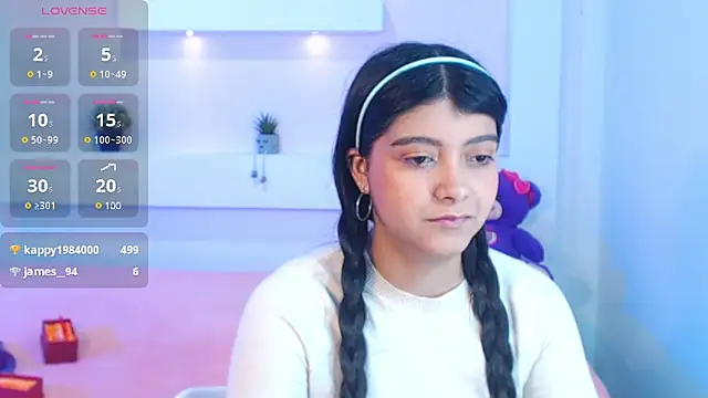 IslaBlaze online show from March 11, 2:40 pm