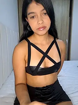 IslaBlaze online show from November 14, 3:15 pm