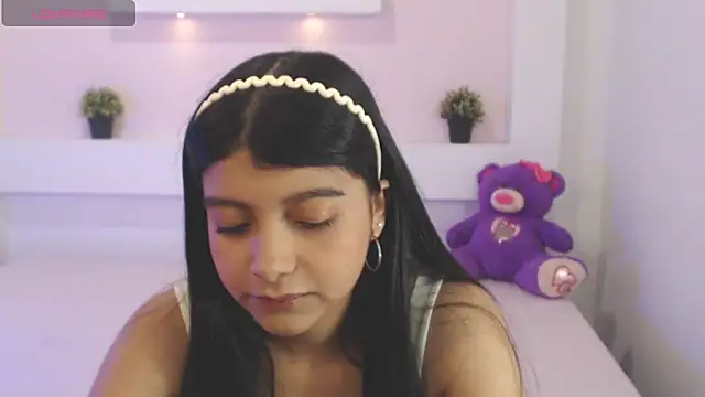 IslaBlaze online show from March 10, 11:55 am