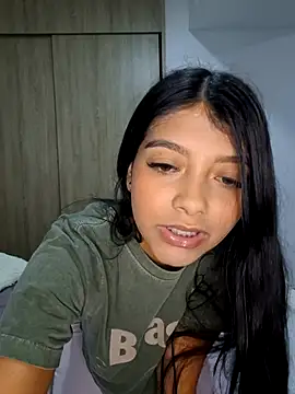 IslaBlaze online show from March 15, 2:35 pm