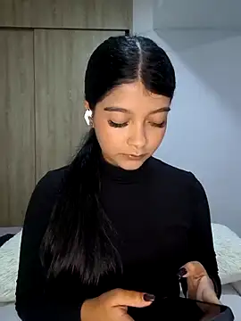 IslaBlaze online show from April 14, 12:48 am