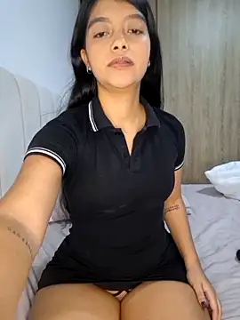 IslaBlaze online show from December 5, 1:16 am