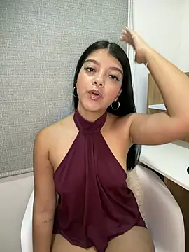 IslaBlaze online show from May 1, 11:54 pm