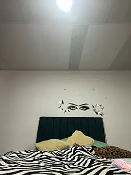 Snapshot of Keyler_True18 chatting on February 5, 10:22 am Keyler True18 online show from February 5, 10:22 am