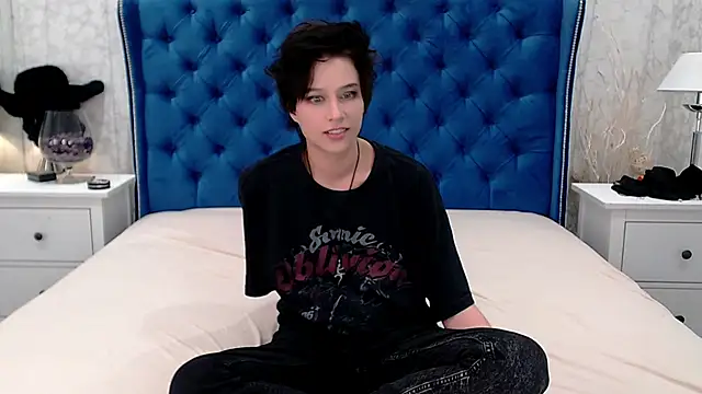 via mayer  online show from October 21, 8:47 am