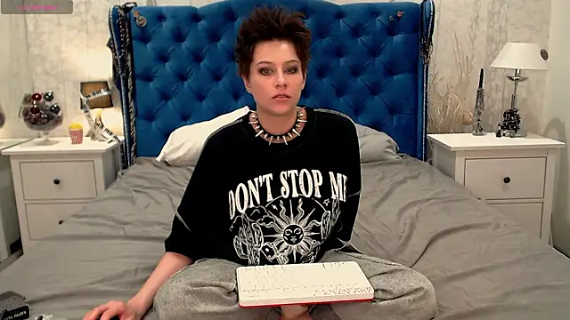 via mayer  online show from March 12, 10:41 am