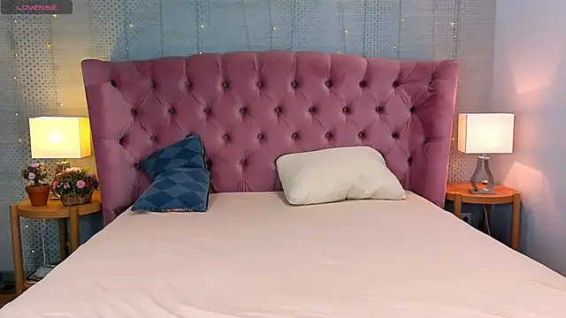 via mayer  online show from September 26, 9:10 pm