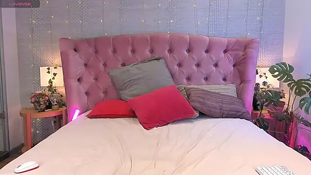 via mayer  online show from March 18, 2:29 am