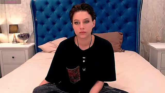 via mayer  online show from November 18, 3:10 am