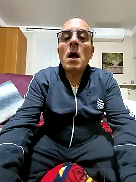 sempreilmio2 online show from October 5, 8:43 pm