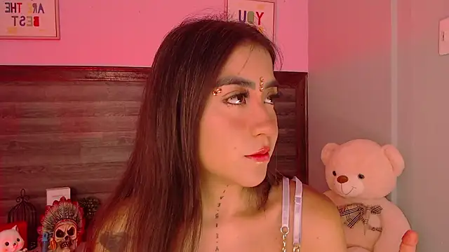 AdaaMillan online show from November 9, 12:09 pm